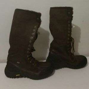 *RESERVED (jmelcher86)*  - UGG Tall Vibram Sole Adirondack Boot Sz 10